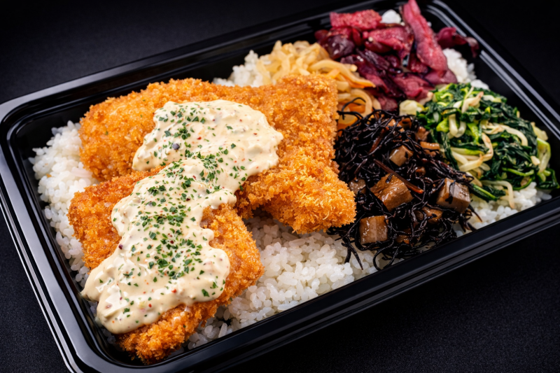 鮭フライ弁当